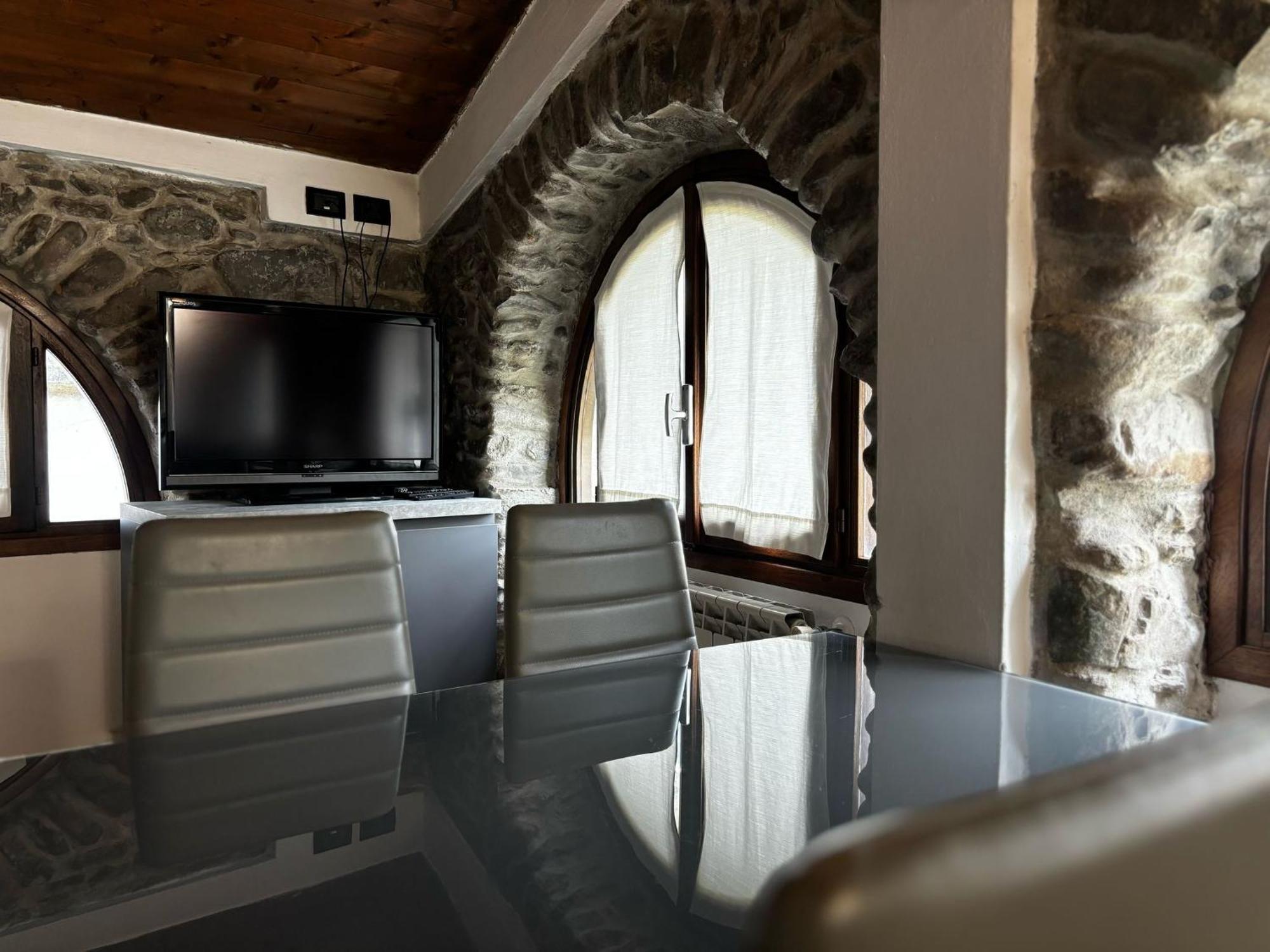 Ferienwohnung Casa Ale Dolceacqua Exterior foto