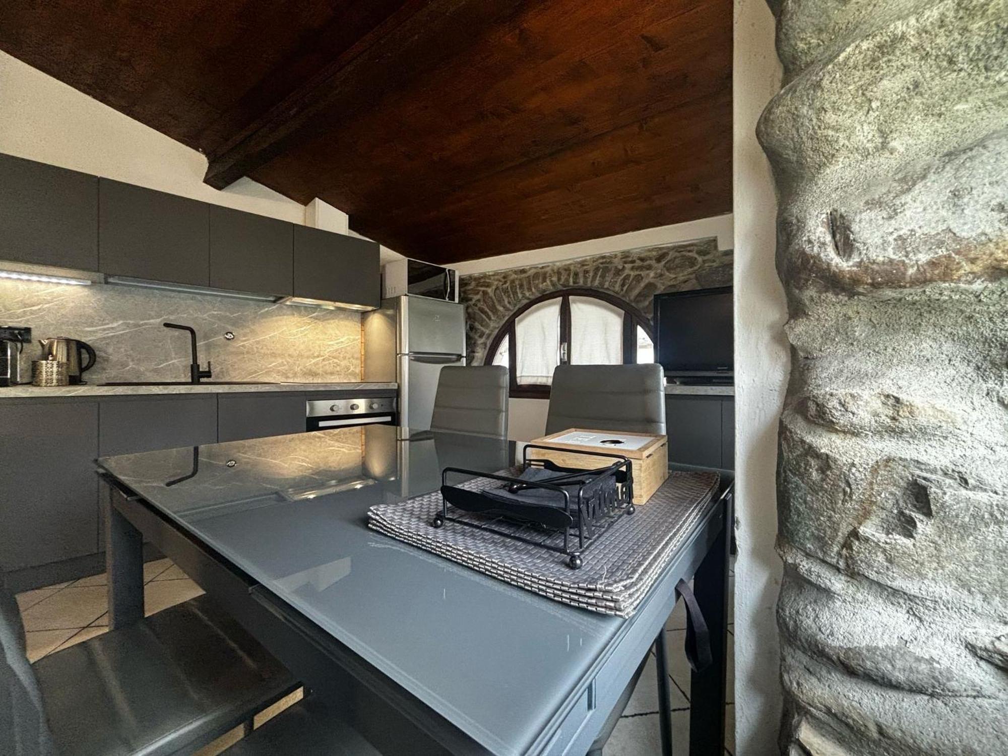 Ferienwohnung Casa Ale Dolceacqua Exterior foto